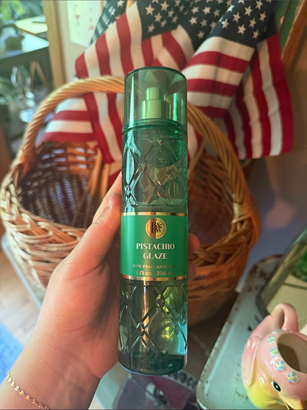 Bath and Body Works Pistachio Glazed